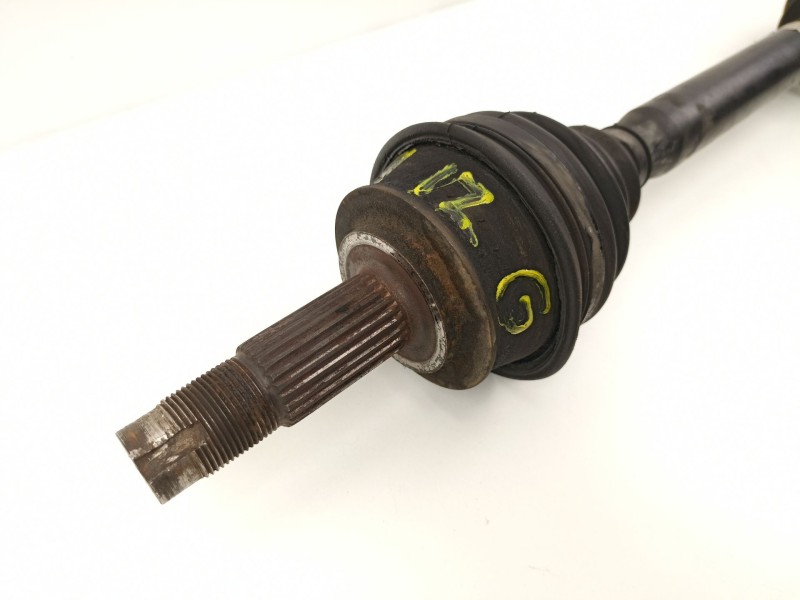 Recambio de transmision delantera izquierda para fiat stilo 1.4 g referencia OEM IAM 46308111  