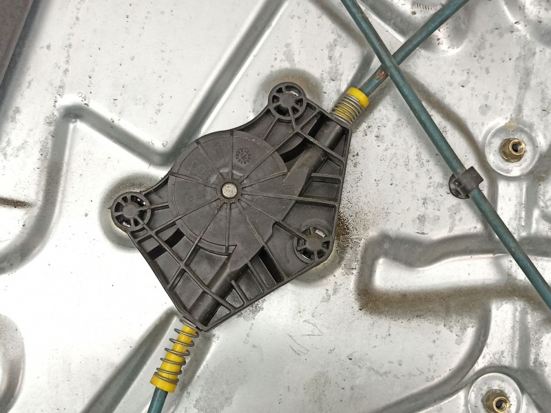 Recambio de elevalunas delantero izquierdo para fiat stilo 1.4 g referencia OEM IAM 46781563  46831653