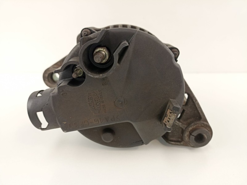 Recambio de alternador para fiat stilo 1.4 g referencia OEM IAM 46231705 63321607 