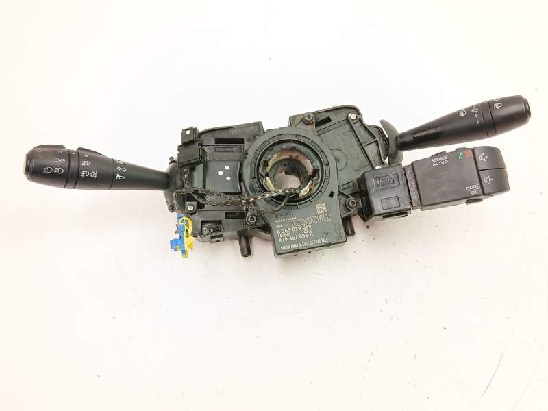 Recambio de mando luces y limpias para dacia sandero ii (b8_) 1.5 dci referencia OEM IAM 681726046R  