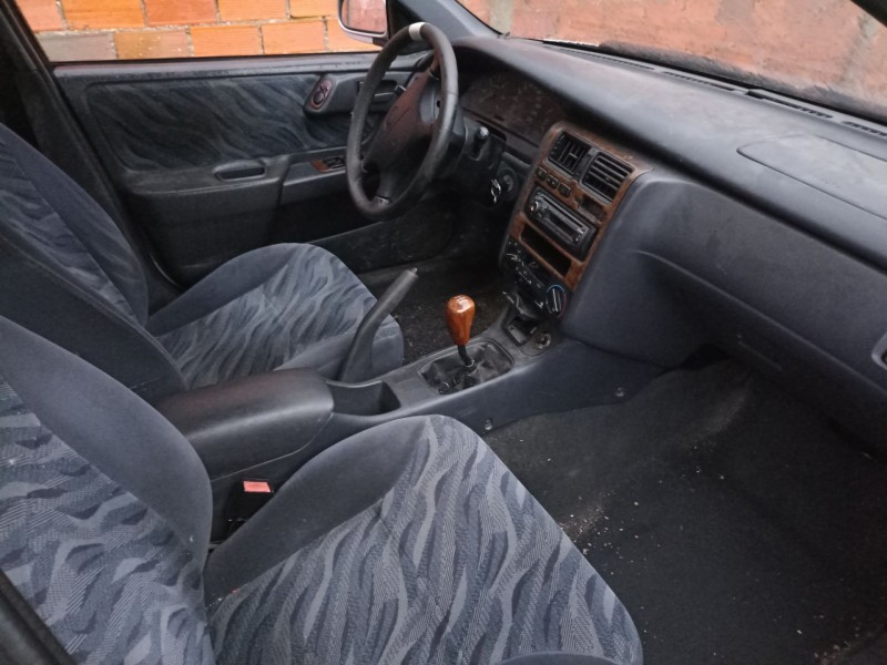 toyota carina (t19) del año 1996