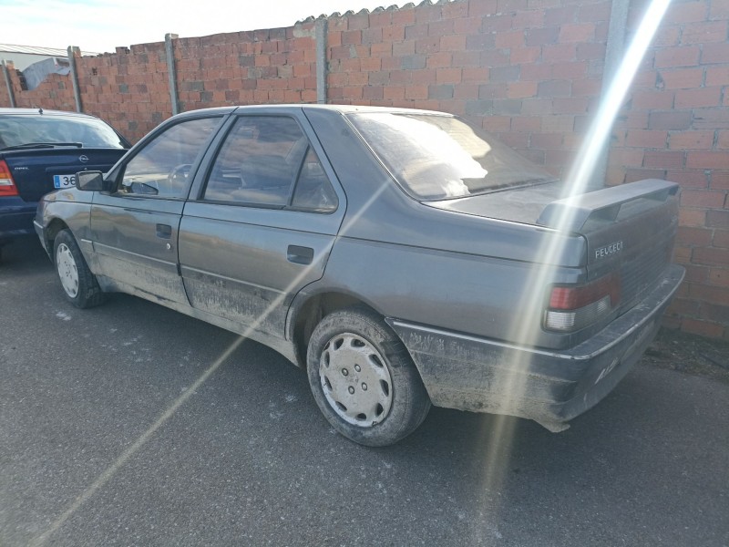peugeot 405 berlina del año 1987