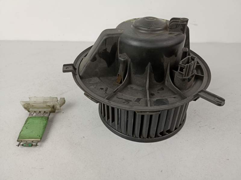Recambio de motor calefaccion para seat altea (5p1) 1.9 tdi referencia OEM IAM 983226W  