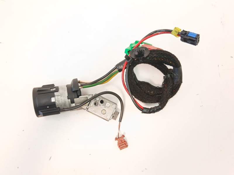 Recambio de retrovisor izquierdo para citroen c5 2.0 d referencia OEM IAM 8149HX  