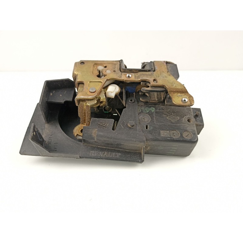 Recambio de cerradura puerta delantera derecha para renault laguna (b56) 1.9 dci diesel cat referencia OEM IAM 7701045755  