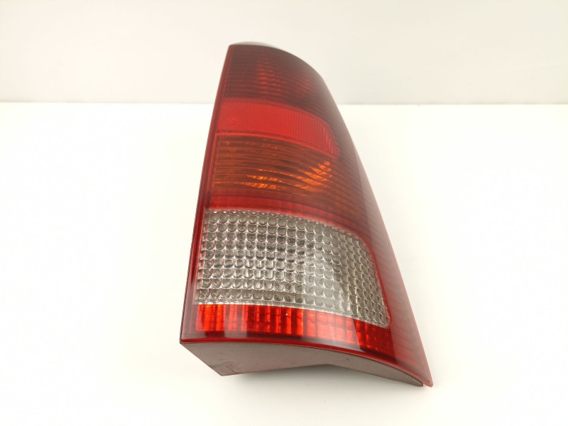 Recambio de piloto trasero derecho para ford focus (daw, dbw) 1.8 tdci referencia OEM IAM 1M5113A602EB  1233322