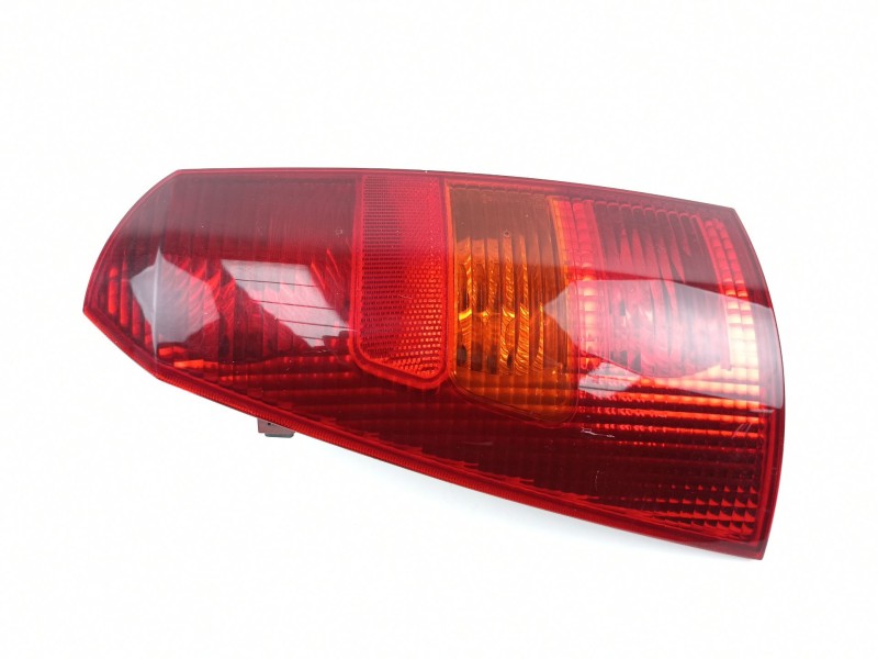 Recambio de piloto trasero izquierdo para ford focus (daw, dbw) 1.8 tdci referencia OEM IAM 1M5113A603EB  1233323