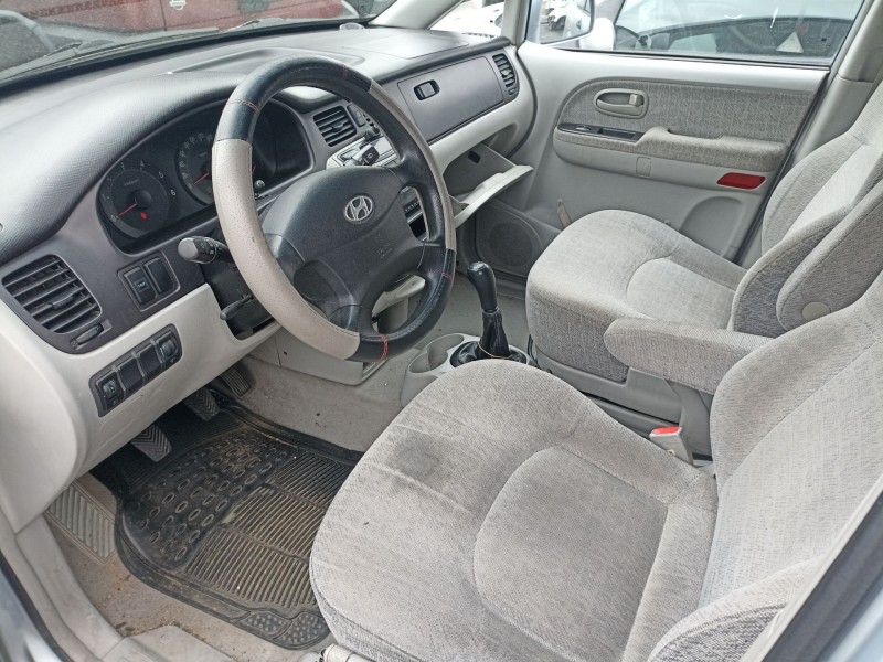 hyundai trajet (fo) del año 2000
