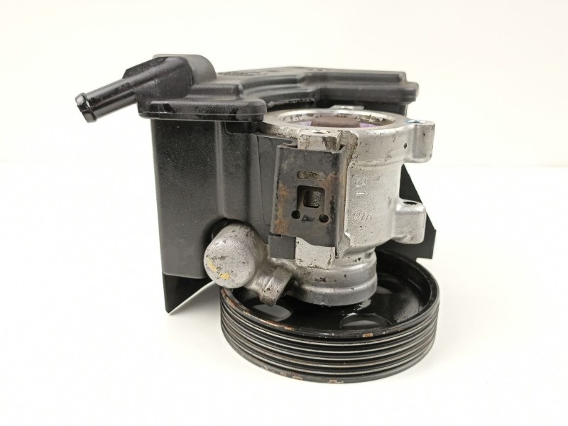 Recambio de bomba direccion para peugeot 206 berlina xr referencia OEM IAM 9634816080 26069779 