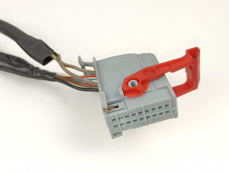 Recambio de retrovisor izquierdo para fiat stilo (192) 1.6 16v active referencia OEM IAM 735334742  