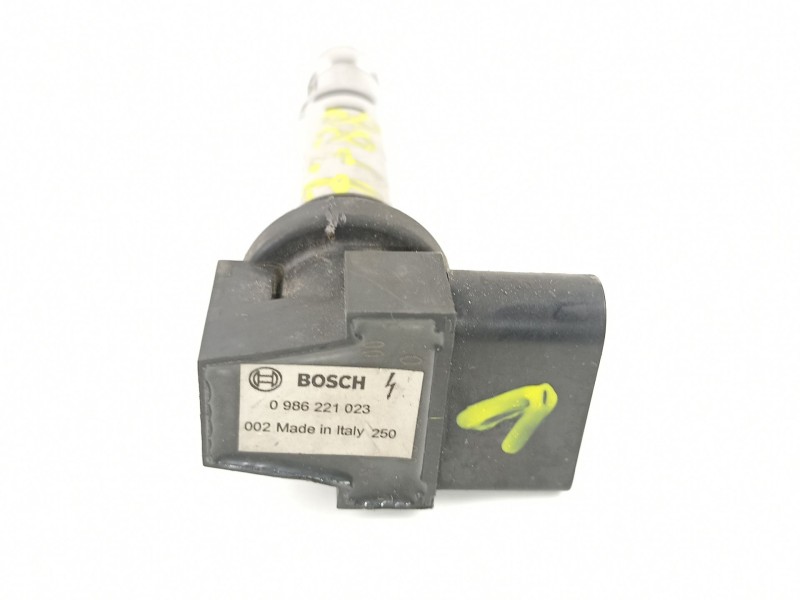Recambio de bobina para volkswagen polo (9n1) 1.2 12v referencia OEM IAM 036905715F 0986221023 