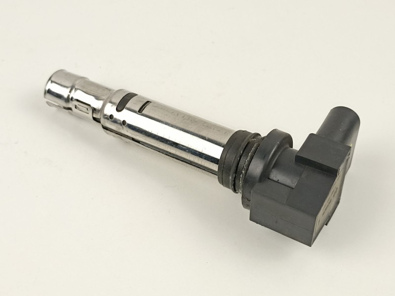 Recambio de bobina para volkswagen polo (9n1) 1.2 12v referencia OEM IAM 036905715F 0986221023 