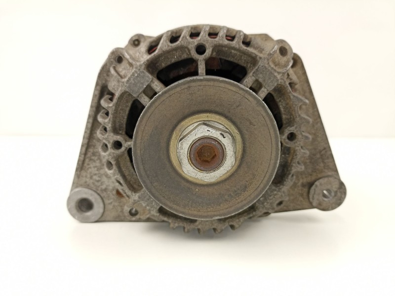 Recambio de alternador para peugeot 106 (s2) 1.1 referencia OEM IAM 5705E1 A11VI11 