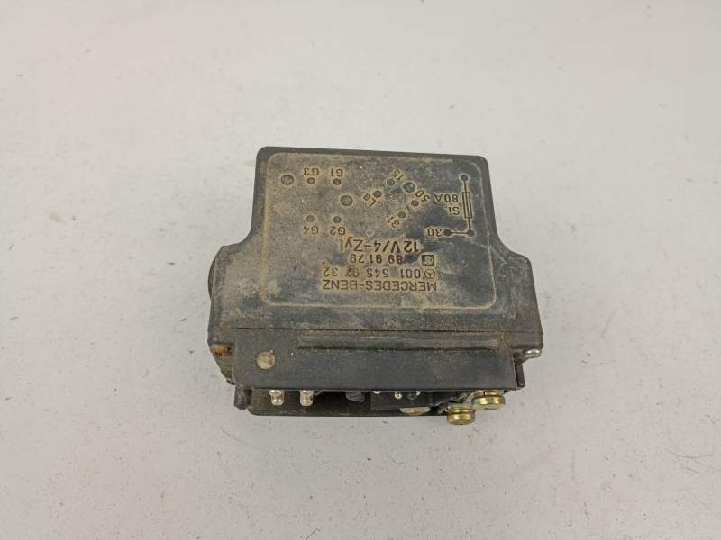 Recambio de caja calentadores para mercedes-benz 240 2.4 d referencia OEM IAM 0015459732  