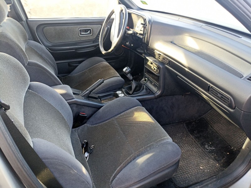 ford scorpio i sedán (gge) del año 1989