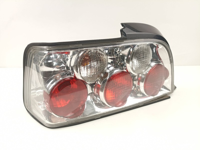 Recambio de piloto trasero derecho para bmw serie 3 coupe (e36) 1.8 318is referencia OEM IAM SK3710  