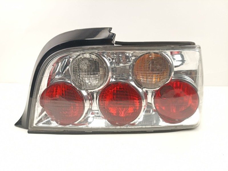 Recambio de piloto trasero izquierdo para bmw serie 3 coupe (e36) 1.8 318is referencia OEM IAM SK3711  