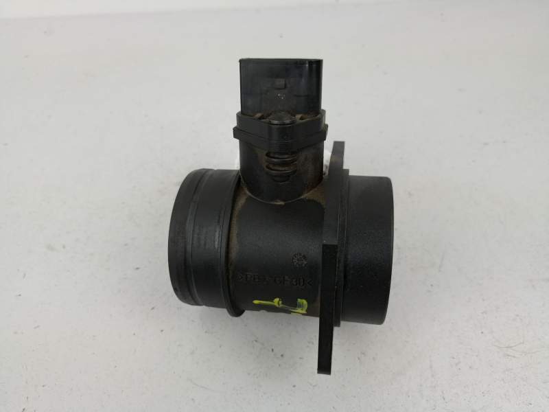 Recambio de caudalimetro para volkswagen golf alh referencia OEM IAM 0281002757  