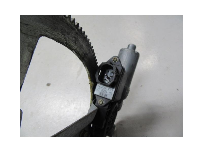 Recambio de elevalunas elec. del. dch. : opel vectra : 2.0 g [1993] para opel vectra 2.0 g referencia OEM IAM ELECTRICO  