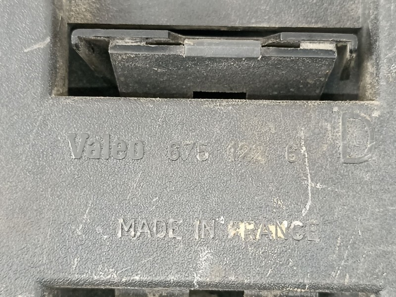 Recambio de piloto trasero derecho para peugeot 405 berlina 1.9 diesel referencia OEM IAM 635192 6751222 6751226