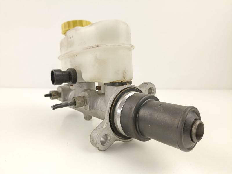 Recambio de bomba de freno para chrysler voyager (rg) 2.5 crd cat referencia OEM IAM 4721550AB  