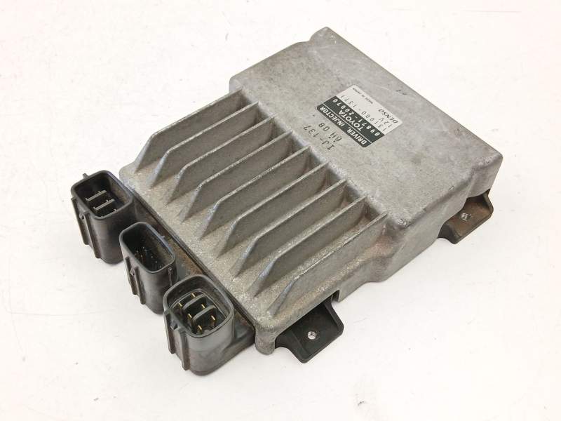 Recambio de centralita para lexus is ii (_e2_) 220d (ale20) referencia OEM IAM 8987120070 1310001371 