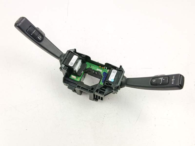 Recambio de mando luces y limpias para volvo s60 ii (134) d4 referencia OEM IAM 31343010 31394004 31394001