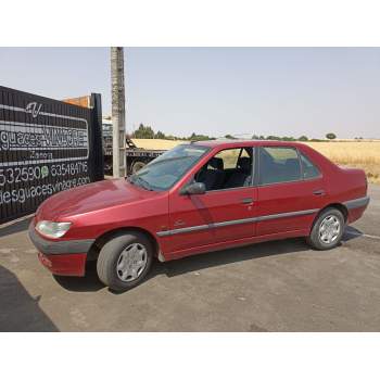 PEUGEOT 306 (7B, N3, N5) de desguace