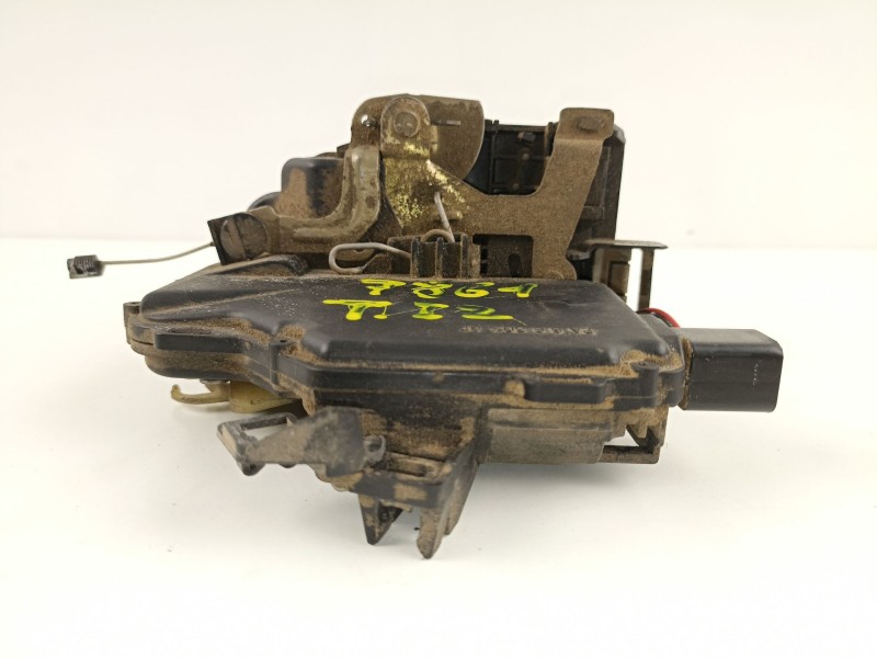 Recambio de cerradura puerta trasera izquierda para seat toledo (1m2) 1.9 tdi referencia OEM IAM 3B4839015A  