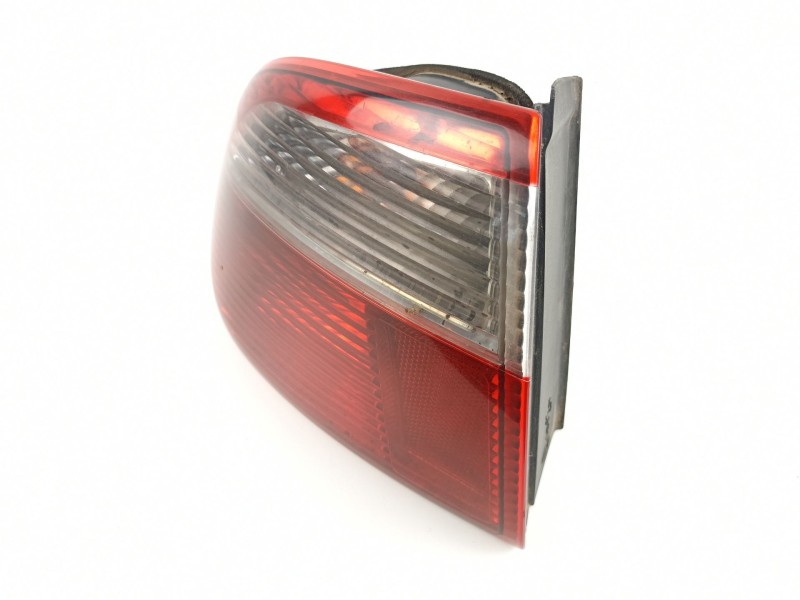 Recambio de piloto trasero izquierdo para seat toledo (1m2) 1.9 tdi referencia OEM IAM 1M5945111  1M5945095B