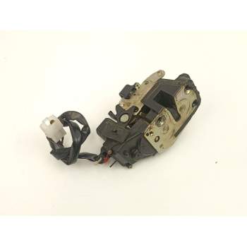 CERRADURA PUERTA TRASERA DERECHA GE6V72310B 