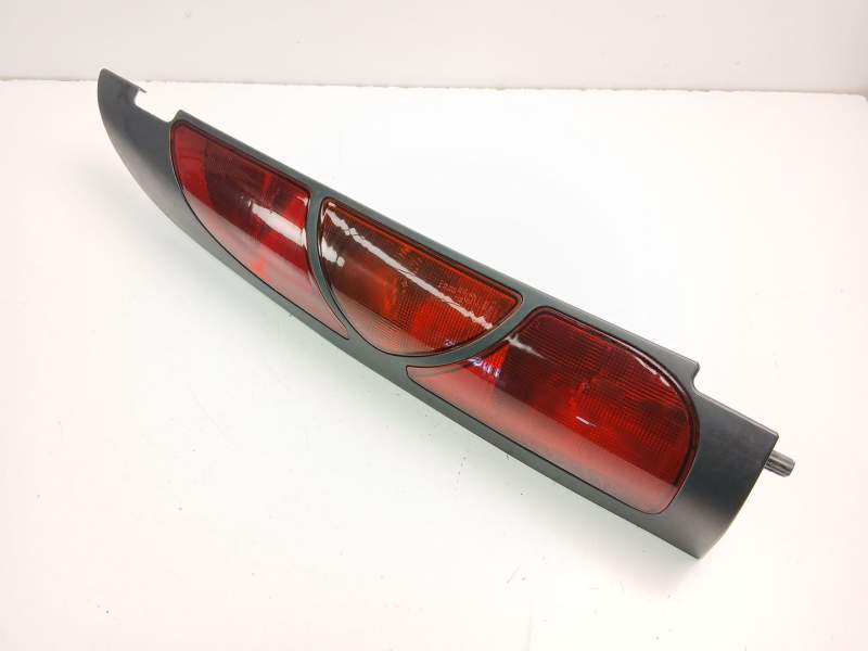 Recambio de piloto trasero izquierdo para renault kangoo (kc0/1_) 1.9 dti (kc0u) referencia OEM IAM 8200103284  