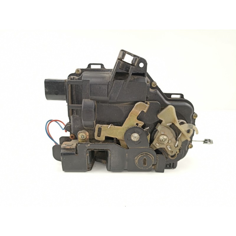 Recambio de cerradura puerta trasera derecha para skoda octavia berlina (1u2) 1.6 glx (74kw) referencia OEM IAM 3B4839016A  