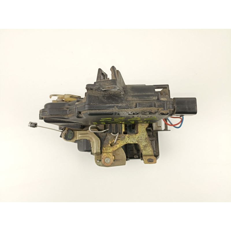 Recambio de cerradura puerta trasera derecha para skoda octavia berlina (1u2) 1.6 glx (74kw) referencia OEM IAM 3B4839016A  