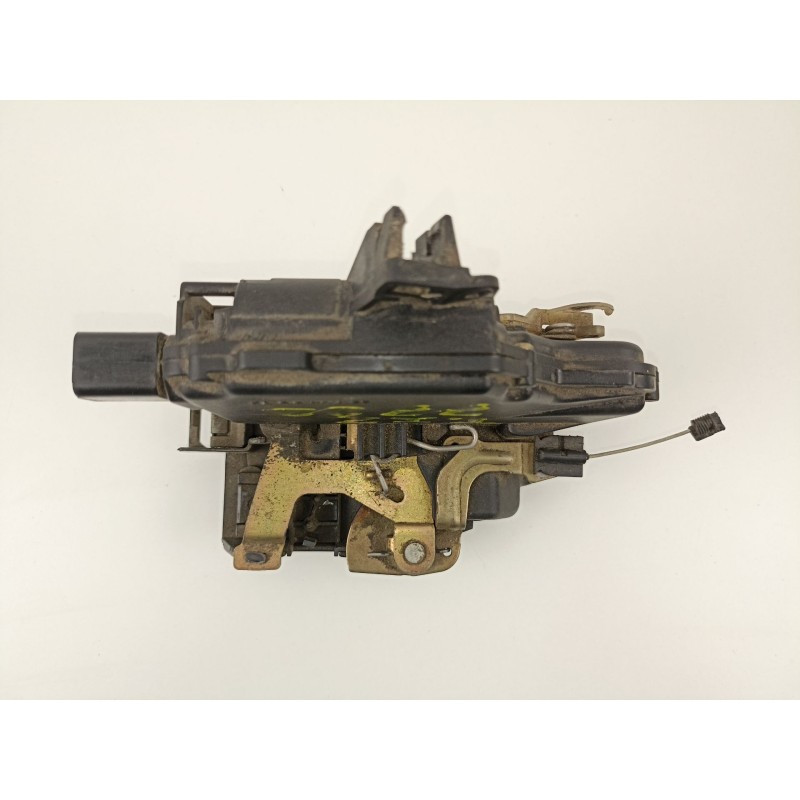 Recambio de cerradura puerta trasera izquierda para skoda octavia berlina (1u2) 1.6 glx (74kw) referencia OEM IAM 3B4839015A  