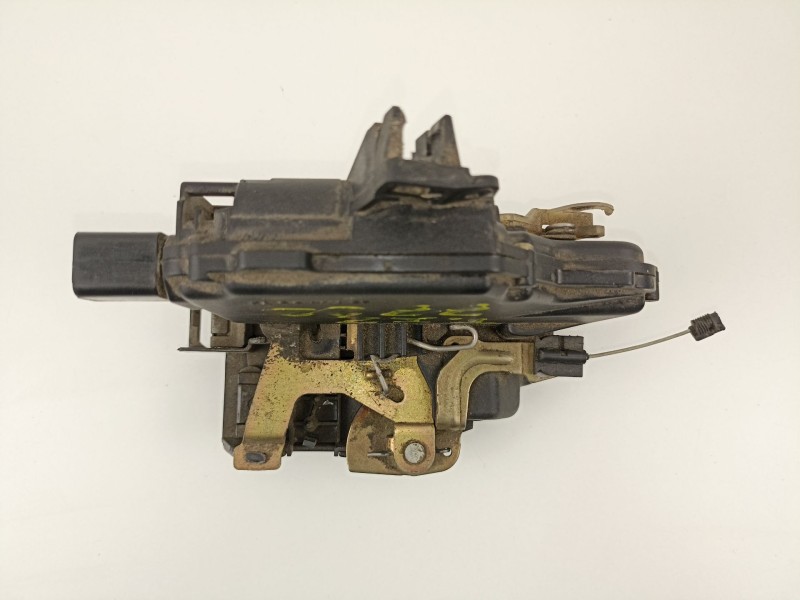 Recambio de cerradura puerta trasera izquierda para skoda octavia berlina (1u2) 1.6 glx (74kw) referencia OEM IAM 3B4839015A  