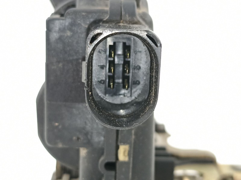 Recambio de cerradura puerta trasera izquierda para skoda octavia berlina (1u2) 1.6 glx (74kw) referencia OEM IAM 3B4839015A  