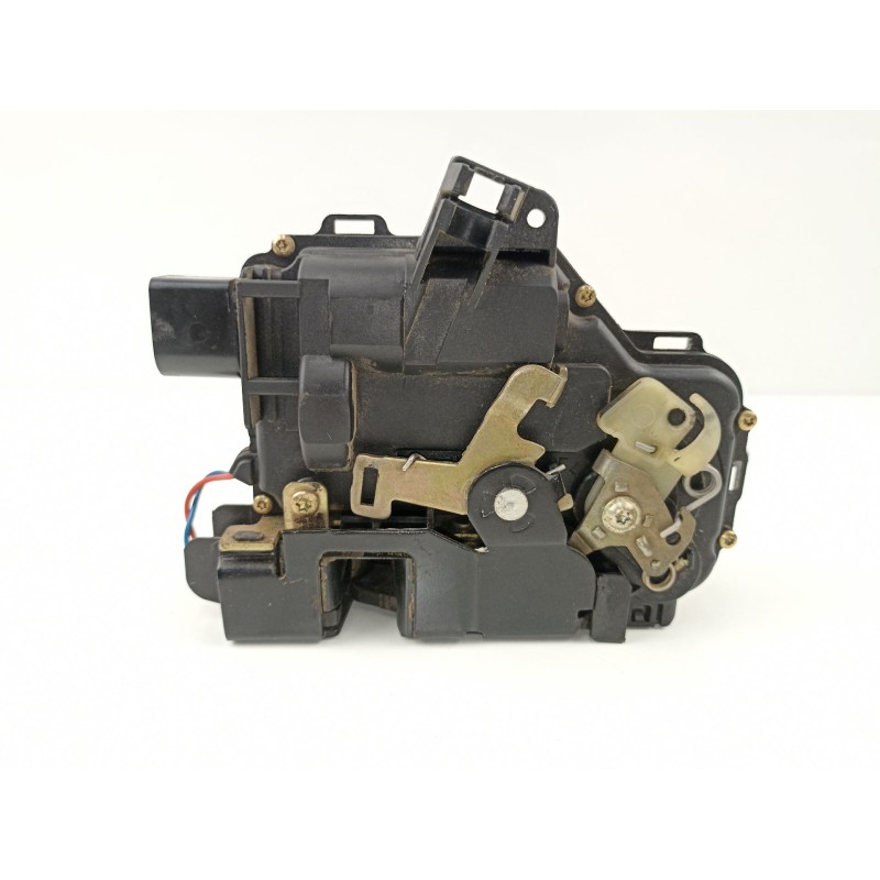 Recambio de cerradura puerta delantera derecha para skoda octavia berlina (1u2) 1.6 glx (74kw) referencia OEM IAM 3B1837016A  