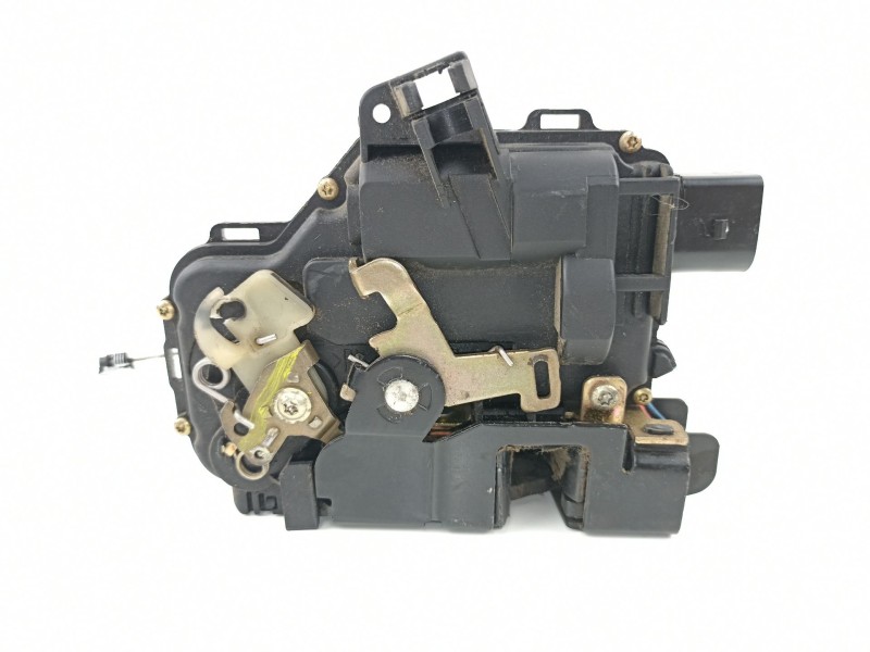 Recambio de cerradura puerta delantera izquierda para skoda octavia berlina (1u2) 1.6 glx (74kw) referencia OEM IAM 3B1837015A  