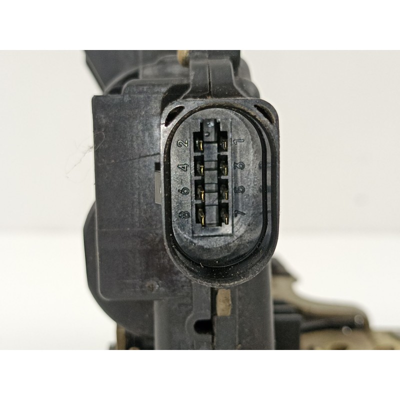 Recambio de cerradura puerta delantera izquierda para skoda octavia berlina (1u2) 1.6 glx (74kw) referencia OEM IAM 3B1837015A  