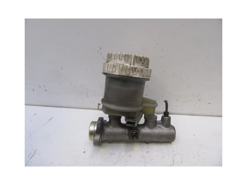 Recambio de bomba de freno : mitsubishi galant : 2.0 g (135,96cv) [1997] para mitsubishi galant 2.0 g referencia OEM IAM   