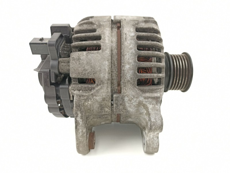 Recambio de alternador para volkswagen polo (9n1) 1.4 16v referencia OEM IAM 036903024D 0124325056 
