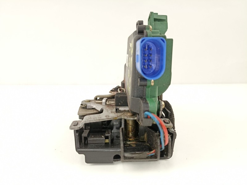 Recambio de cerradura puerta delantera derecha para volkswagen polo (9n1) 1.4 16v referencia OEM IAM 3B1837016BQ  