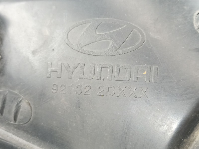 Recambio de faro derecho para hyundai elantra (xd) 2.0 crdi gls (4-ptas.) referencia OEM IAM 921022D120  