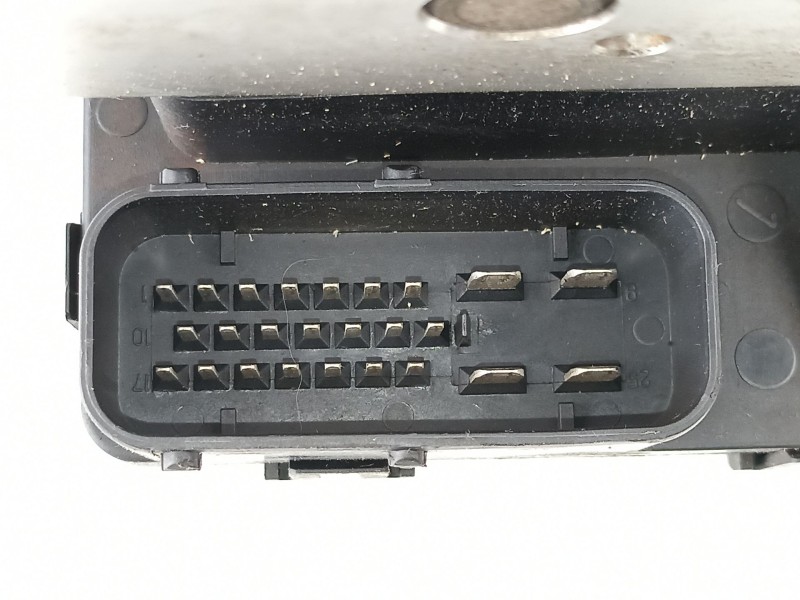 Recambio de abs para hyundai elantra (xd) 2.0 crdi gls (4-ptas.) referencia OEM IAM 589202D300 BH60101300 