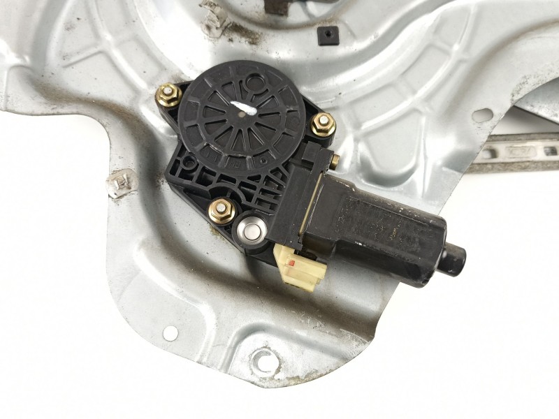 Recambio de elevalunas trasero derecho para hyundai elantra (xd) 2.0 crdi gls (4-ptas.) referencia OEM IAM 834802D052  