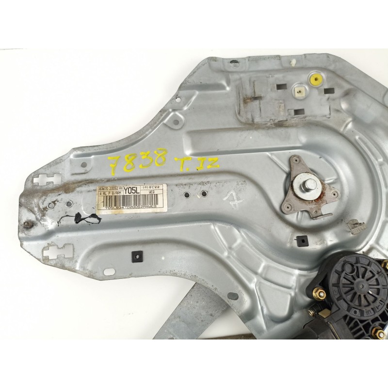 Recambio de elevalunas trasero izquierdo para hyundai elantra (xd) 2.0 crdi gls (4-ptas.) referencia OEM IAM 834702D052  