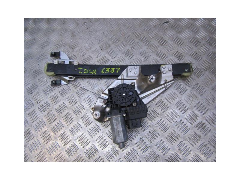 Recambio de elevalunas elec. tra. dch. : audi a6 : 2.5 tdi [1999] para audi a6 2.5 tdi referencia OEM IAM 2003004737  
