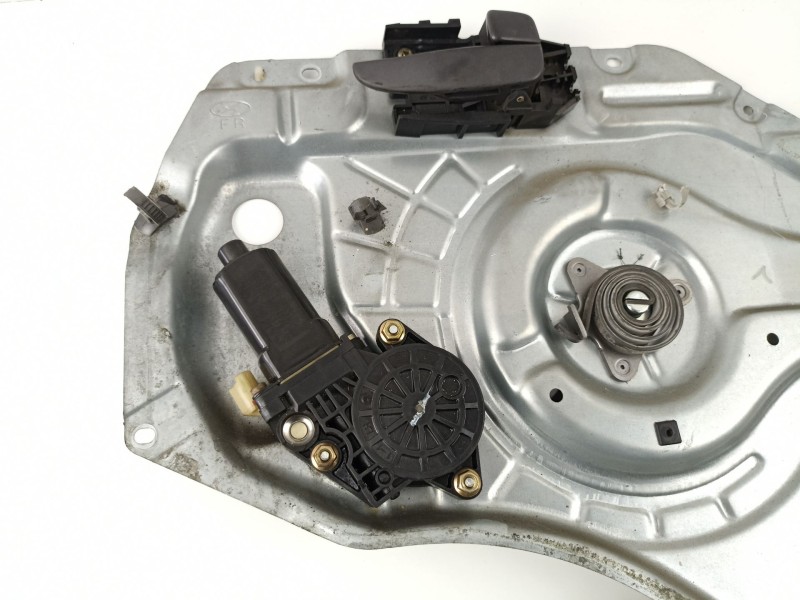 Recambio de elevalunas delantero derecho para hyundai elantra (xd) 2.0 crdi gls (4-ptas.) referencia OEM IAM 824802D061  