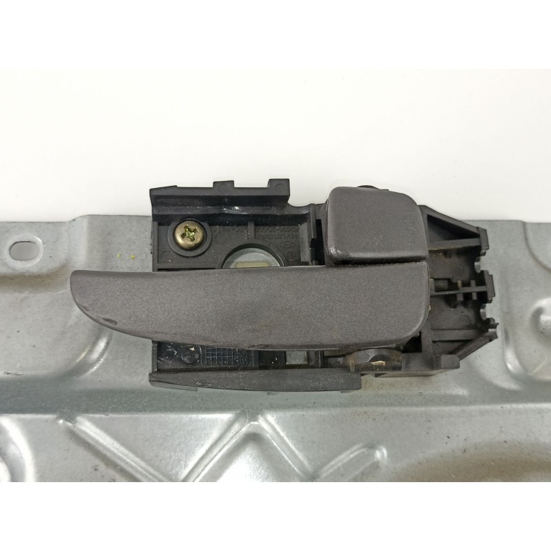 Recambio de elevalunas delantero derecho para hyundai elantra (xd) 2.0 crdi gls (4-ptas.) referencia OEM IAM 824802D061  